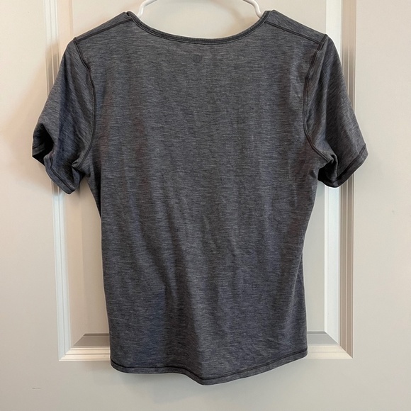 Lululemon Do the Daily Short Sleeve Heathered Solar Grey Women’s Small - Picture 4 of 4
